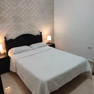 Apartamento Matrimonial En Casa Compartida, La Laguna (Tenerife)
